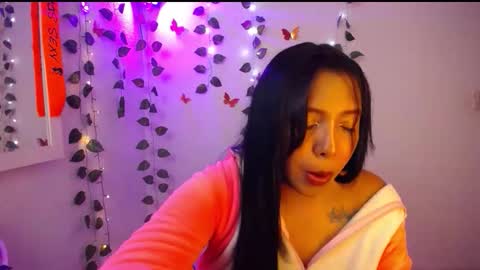 Snapshot of warisgoddes chatting on May 5, 2026, 3:36 am EMILY online show from May 5, 2026, 3:36 am
