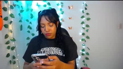 Snapshot of warisgoddes chatting on May 8, 2026, 9:03 am EMILY online show from May 8, 2026, 9:03 am