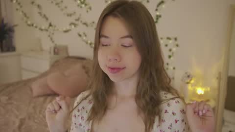 Snapshot of watermelon_sugar_ chatting on February 4, 2026, 2:45 pm Tess Pls support me with Can we reach 155 my favorite number online show from February 4, 2026, 2:45 pm