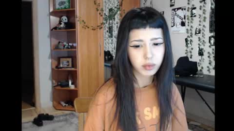 Mina online show from January 7, 2026, 8:22 pm