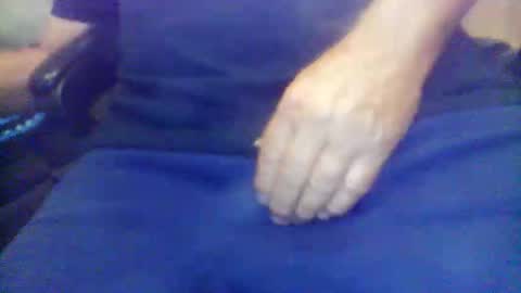 wayne1311 online show from October 18, 2025, 2:36 am