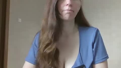 wCandiColexw online show from September 26, 2025, 5:11 am