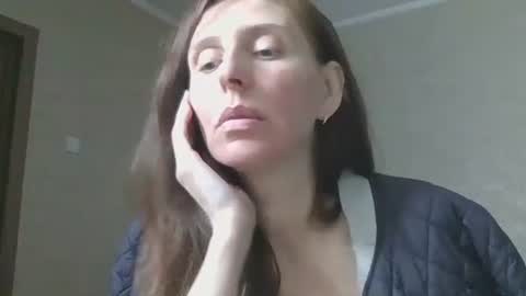 wCandiColexw online show from October 2, 2025, 4:08 am