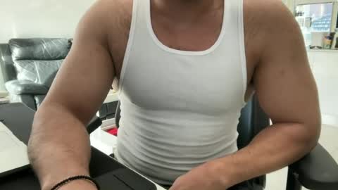 Snapshot of weaponx1 chatting on July 19, 2026, 11:52 pm Weapon X online show from July 19, 2026, 11:52 pm