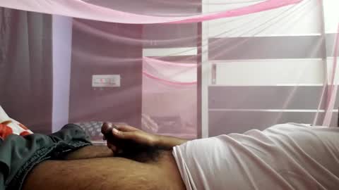 sexyguy online show from December 20, 2024, 8:23 pm