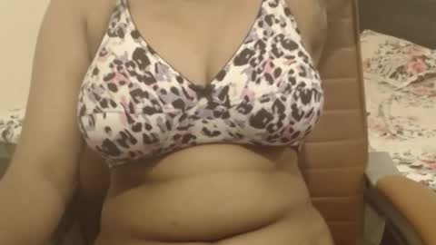 Snapshot of webshowxxx chatting on September 30, 2025, 12:21 pm mina online show from September 30, 2025, 12:21 pm