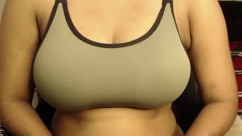 Snapshot of webshowxxx chatting on October 25, 2025, 12:07 am mina online show from October 25, 2025, 12:07 am