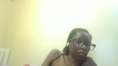 Snapshot of weeklyrush chatting on February 25, 2025, 4:42 pm GoddessRush online show from February 25, 2025, 4:42 pm