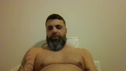 Snapshot of weezy210 chatting on November 21, 2025, 2:32 am Weezy online show from November 21, 2025, 2:32 am