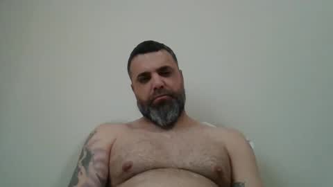 Snapshot of weezy210 chatting on April 5, 2026, 12:46 pm Weezy online show from April 5, 2026, 12:46 pm