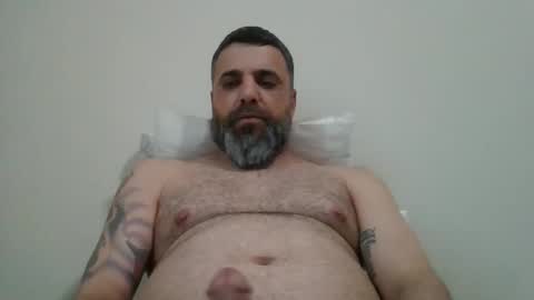Snapshot of weezy210 chatting on April 8, 2026, 11:05 pm Weezy online show from April 8, 2026, 11:05 pm