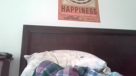 Snapshot of wefjkasdhfsn chatting on December 17, 2025, 6:36 pm Your Toy Joy Boy online show from December 17, 2025, 6:36 pm