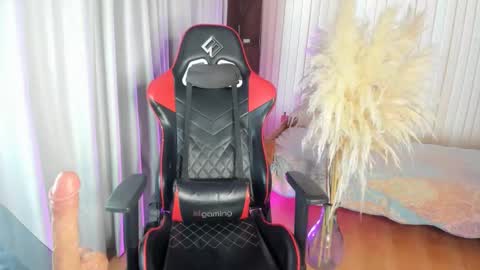 Snapshot of wekeepyoursecret chatting on March 25, 2026, 12:44 pm Alexa I love to make a Mess in public and do Crazy on pvt online show from March 25, 2026, 12:44 pm