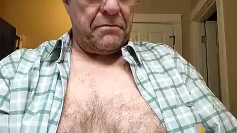 Snapshot of welderod chatting on June 21, 2026, 8:11 pm welderod online show from June 21, 2026, 8:11 pm