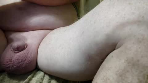 Snapshot of wellequipdhunter90210 chatting on March 15, 2026, 5:08 pm wellequiodhunter90210 online show from March 15, 2026, 5:08 pm