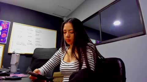Wendy online show from December 14, 2024, 11:23 pm
