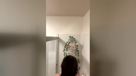 Snapshot of wendyberrygirl chatting on December 22, 2025, 10:40 pm Wendy online show from December 22, 2025, 10:40 pm