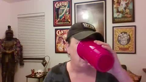 Snapshot of wendycu chatting on April 7, 2026, 2:12 am WendyCU online show from April 7, 2026, 2:12 am