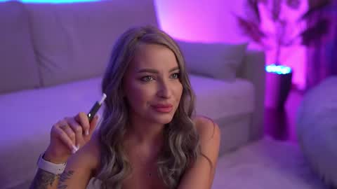 Wendy online show from February 22, 2025, 1:02 pm