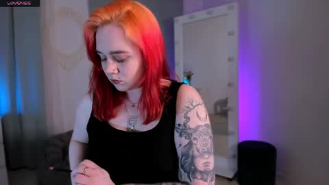 wendyycandy online show from May 11, 2026, 9:23 pm