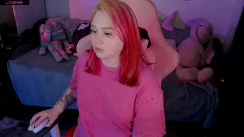 wendyycandy online show from June 3, 2026, 2:55 pm