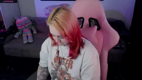 wendyycandy online show from June 8, 2026, 1:33 pm