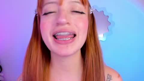 Wenstacie INDEPENDENT MODEL online show from June 26, 2026, 2:05 am