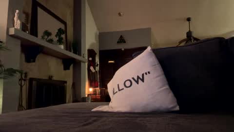 Snapshot of wentbrokeonstrippers chatting on March 12, 2026, 12:06 am Topjitt online show from March 12, 2026, 12:06 am