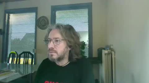 Snapshot of wesh_wesh chatting on December 5, 2025, 8:34 am wesh wesh online show from December 5, 2025, 8:34 am