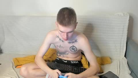 Wes online show from January 17, 2025, 12:10 am