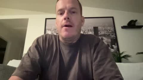 westcoastguy213 online show from October 9, 2025, 1:58 am