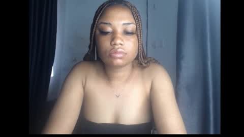queen online show from December 10, 2024, 7:26 am