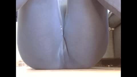 Snapshot of wet_pants2022 chatting on March 6, 2025, 11:25 am wet_pants2022 online show from March 6, 2025, 11:25 am