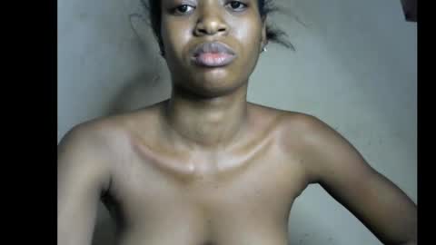 Bella online show from December 16, 2025, 8:14 pm