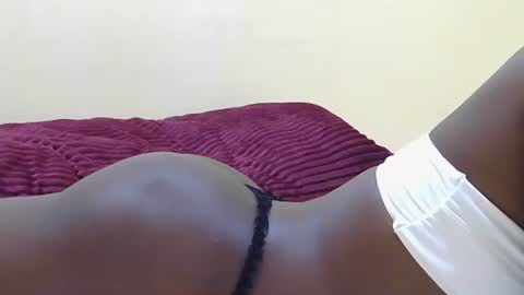 wetberry20 online show from April 1, 2026, 5:21 pm