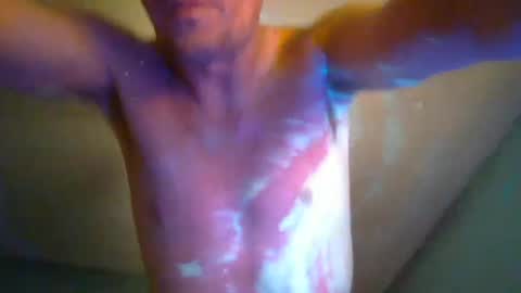 Snapshot of wetduck77777 chatting on October 13, 2025, 9:20 am wetduck77777 online show from October 13, 2025, 9:20 am
