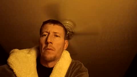 wetduck77777 online show from November 29, 2025, 7:11 am