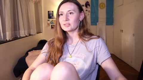 Snapshot of wetmood chatting on January 29, 2025, 11:25 pm Rosa online show from January 29, 2025, 11:25 pm