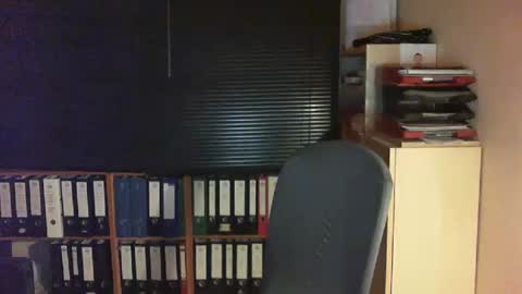 Snapshot of wetsuitedman chatting on February 11, 2025, 5:18 pm Franz online show from February 11, 2025, 5:18 pm