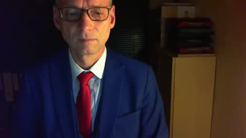 Snapshot of wetsuitedman chatting on February 27, 2025, 5:26 pm Franz online show from February 27, 2025, 5:26 pm