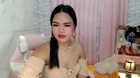 wettie_varsha online show from November 21, 2025, 6:50 pm