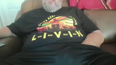 Snapshot of wguytonga chatting on November 26, 2025, 6:42 pm wguytonga online show from November 26, 2025, 6:42 pm