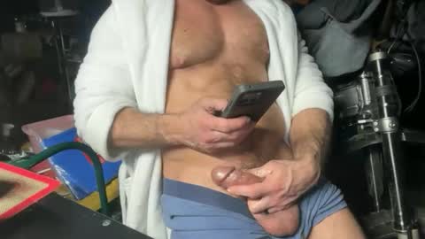 Snapshot of whackingmywilly chatting on February 17, 2026, 11:55 pm whackingmywilly online show from February 17, 2026, 11:55 pm