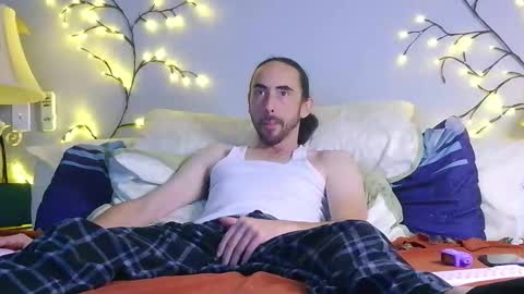 Whaler84 online show from January 7, 2026, 4:20 pm