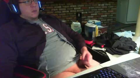 whateverdude555 online show from November 6, 2025, 2:45 am