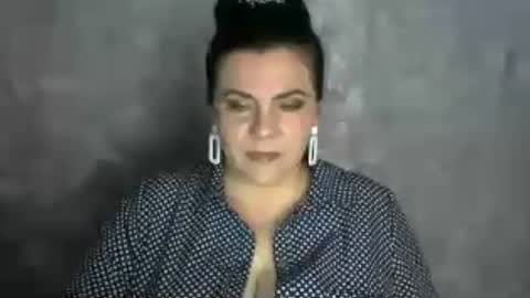 Snapshot of white__queen_ chatting on June 17, 2026, 7:11 am white__queen_ online show from June 17, 2026, 7:11 am
