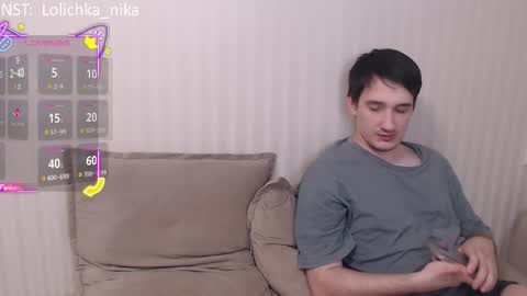 Snapshot of white_boo chatting on November 5, 2025, 8:31 pm white_boo online show from November 5, 2025, 8:31 pm