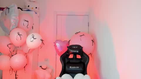 Snapshot of white_do11 chatting on February 22, 2026, 11:36 pm Bella online show from February 22, 2026, 11:36 pm