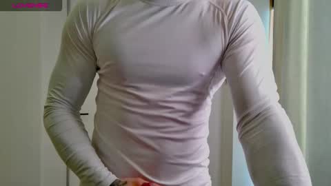 Snapshot of white_king999 chatting on February 21, 2026, 9:10 am Max online show from February 21, 2026, 9:10 am