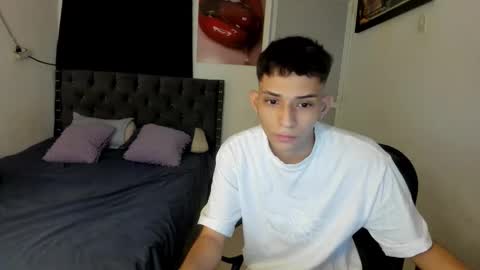 Snapshot of white_master444 chatting on March 30, 2026, 1:28 am white online show from March 30, 2026, 1:28 am